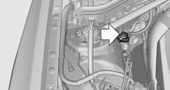 Der so genannte Starthilfe-Stützpunkt im Motorraum dient als Batterie-Pluspol.